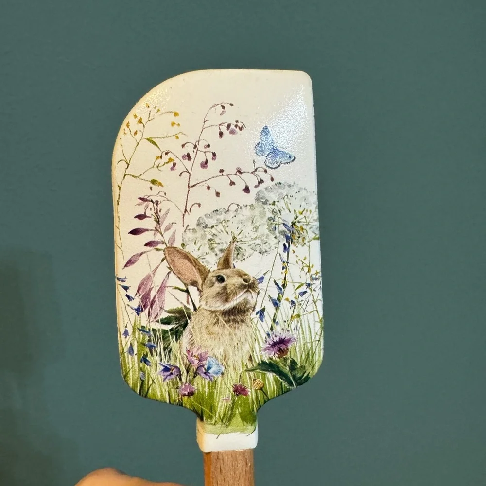 Williams Sonoma Easter Bunny Rabbit Spatula - 9”